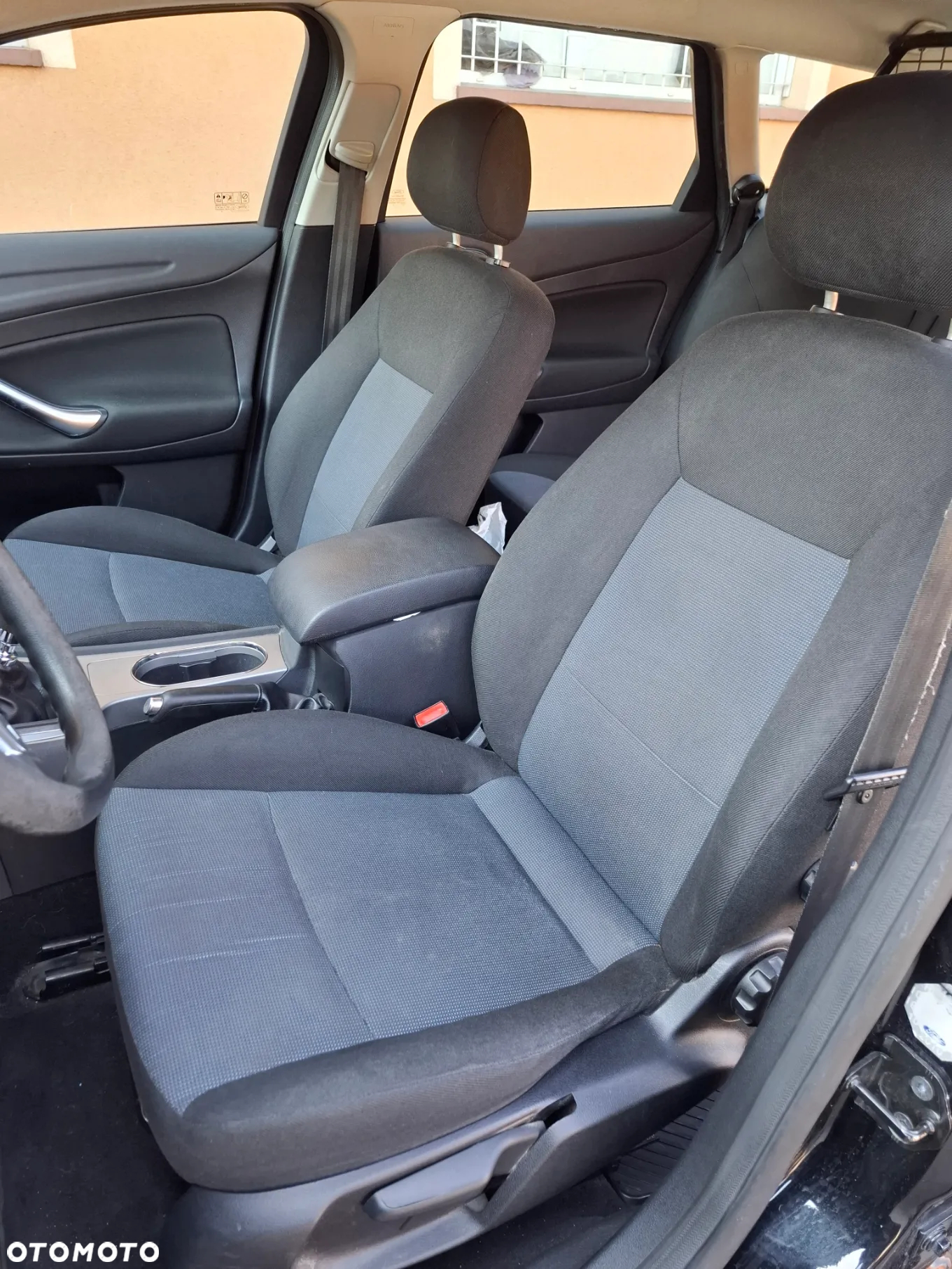 Ford Mondeo 1.8 TDCi Silver X - 19