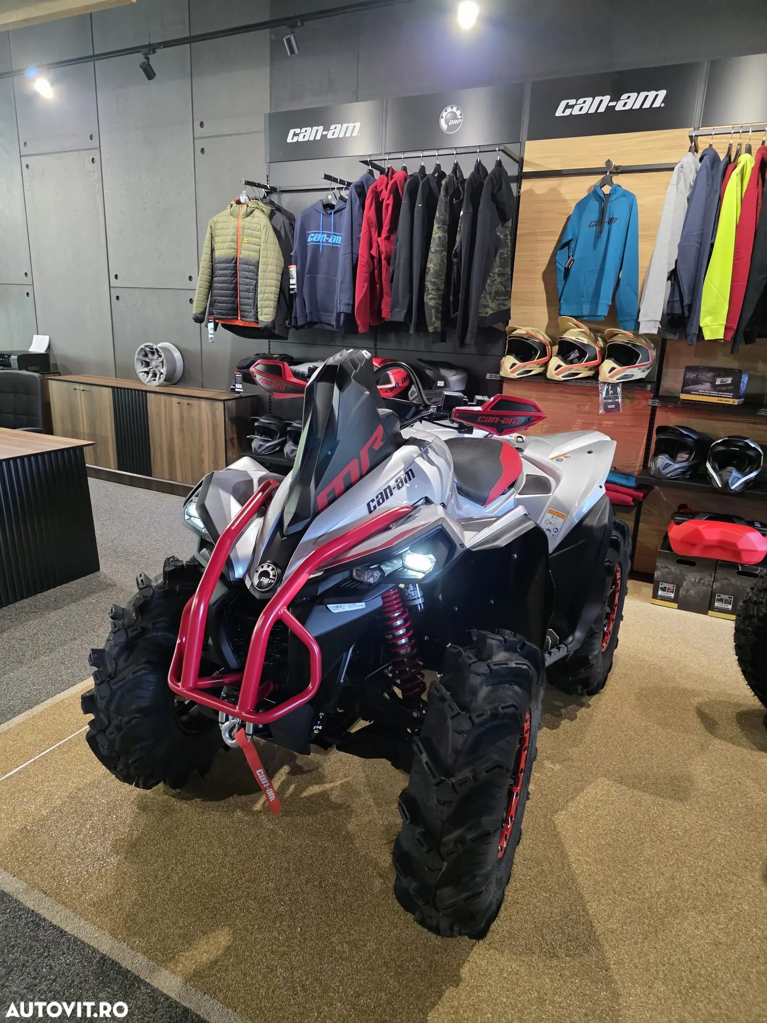 Can-Am Renegade - 4