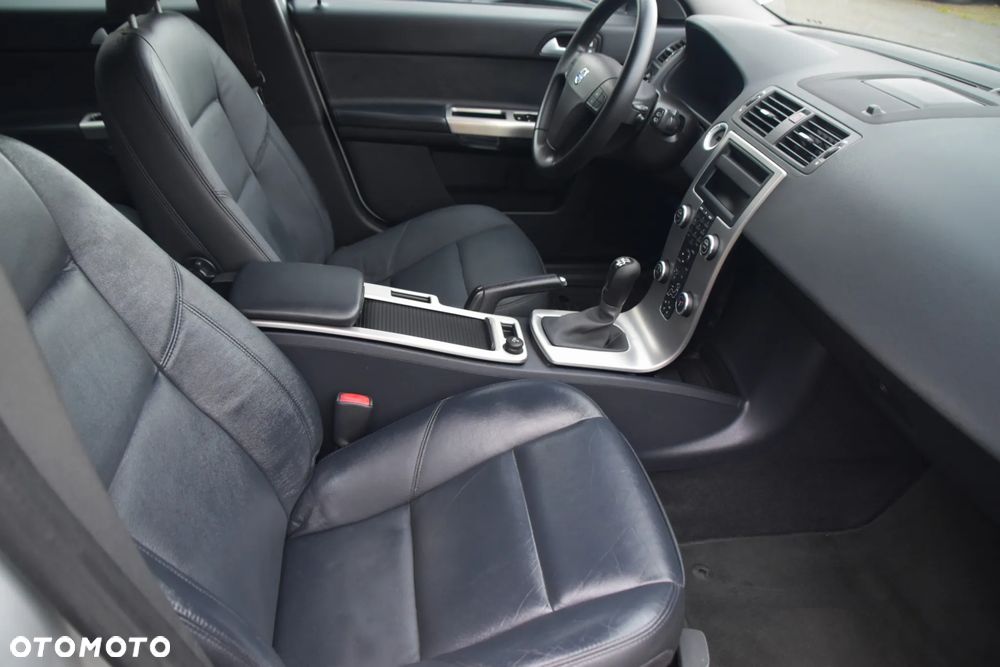 Volvo V50 T5 AWD Summum - 13