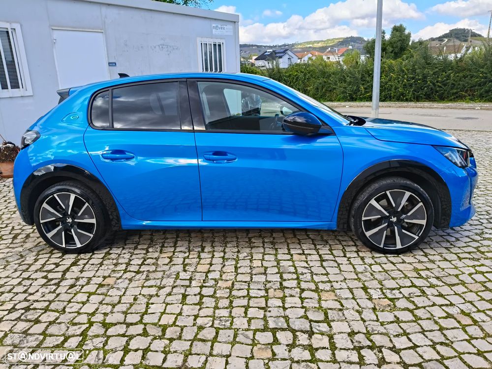 Peugeot e-208 50 kWh GT Line - 5