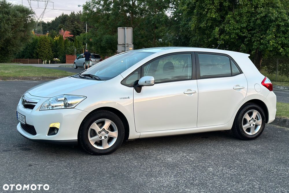 Toyota Auris Hybrid 135 Prestige - 8