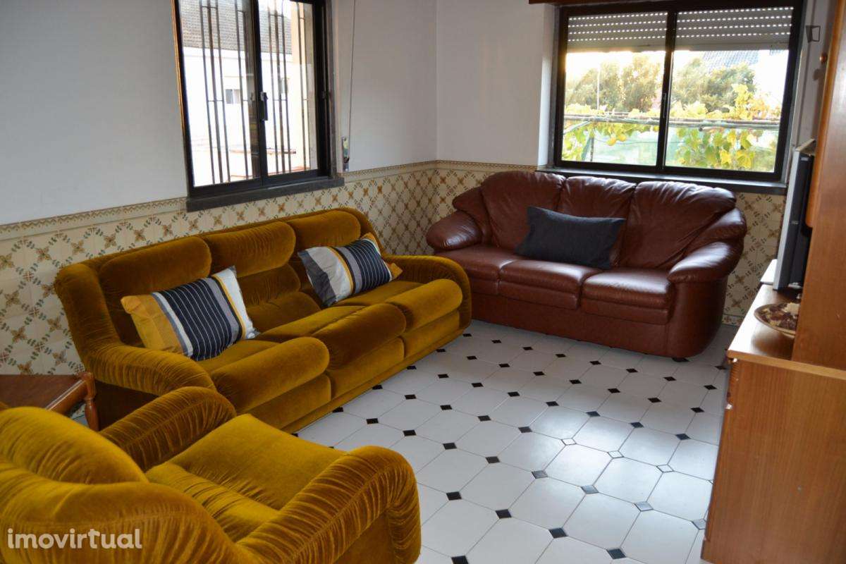 Quarto - localizado em Lisbon - Grande imagem: 4/17