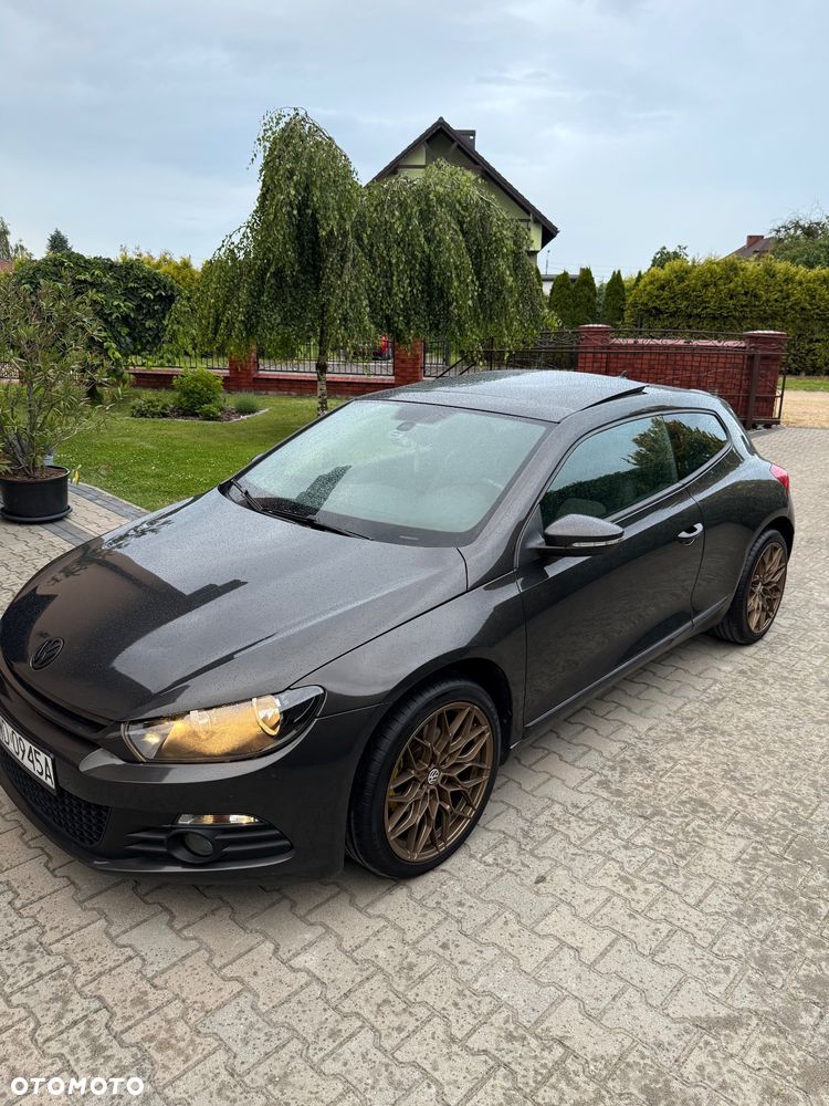 Volkswagen Scirocco 2.0 TDI - 2