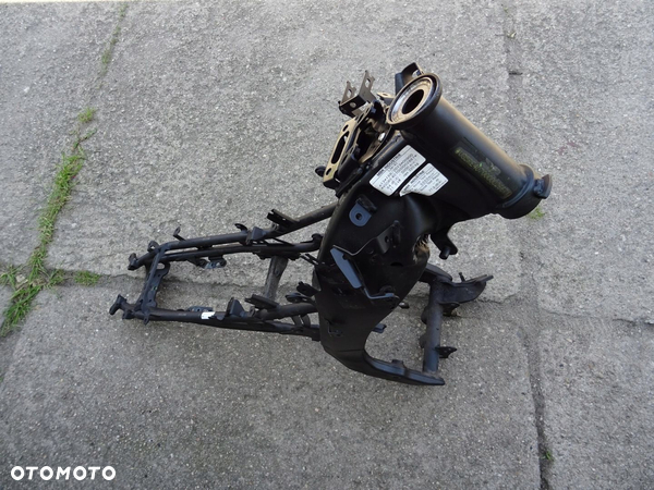YAMAHA MT 125 RAMA DOKUMENTY 2023 20-
