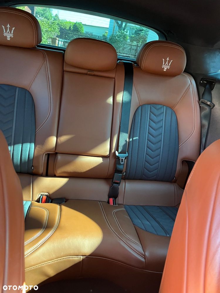 Maserati Levante Granlusso - 11