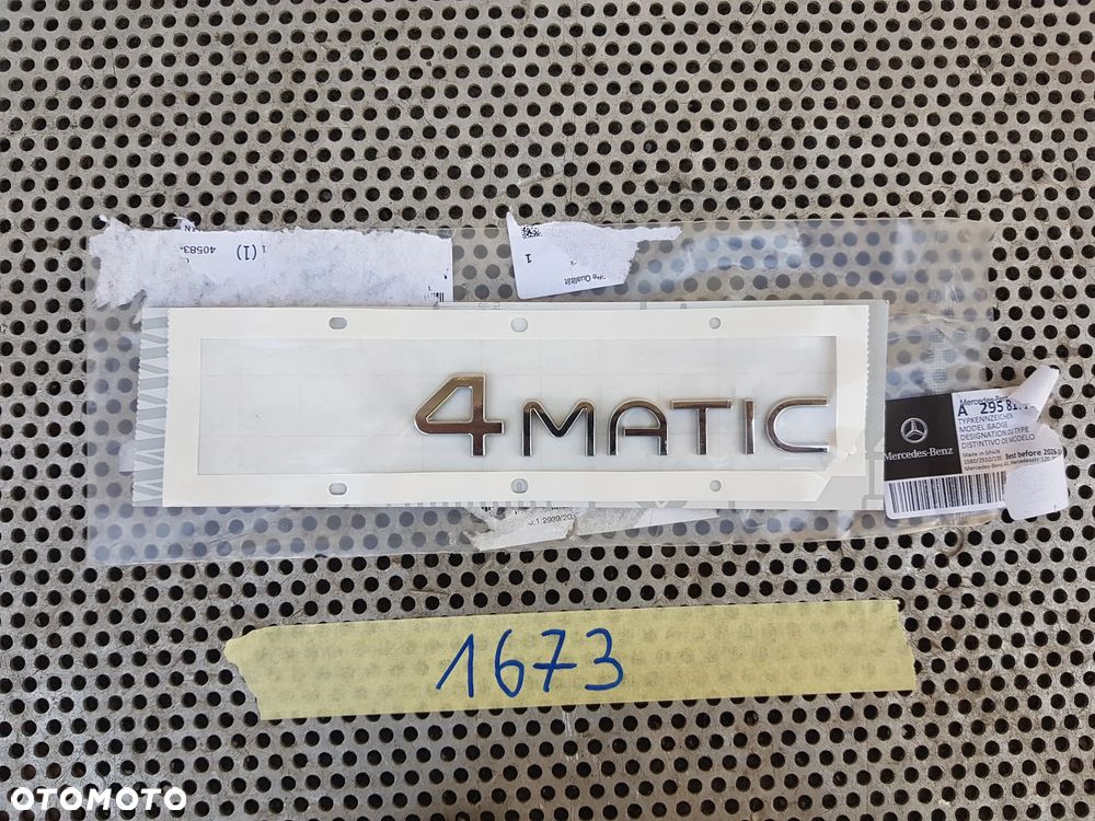 Mercedes W295 V295 EQE Emblemat Klapy Tył 4MATIC EQE500 - 2