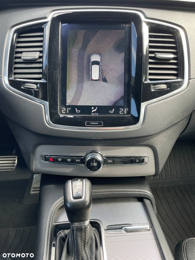 Volvo XC 90 D5 AWD Geartronic RDesign - 11