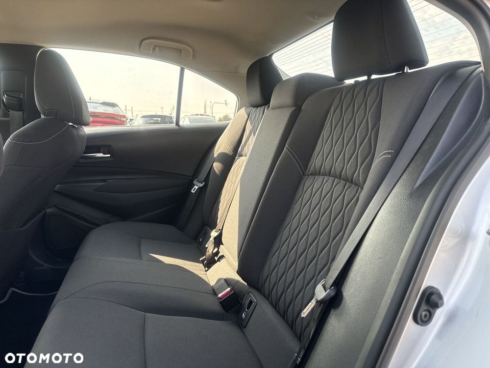 Toyota Corolla 1.8 Hybrid Comfort - 16