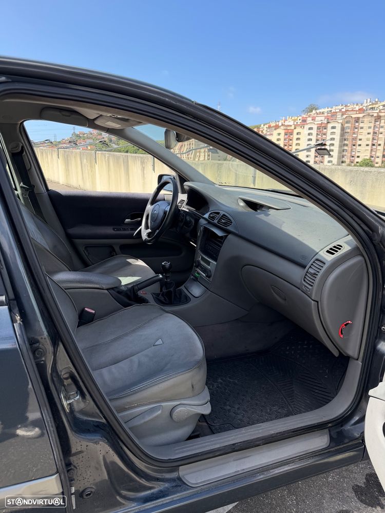 Renault Laguna 1.9 dCi Privilège - 8