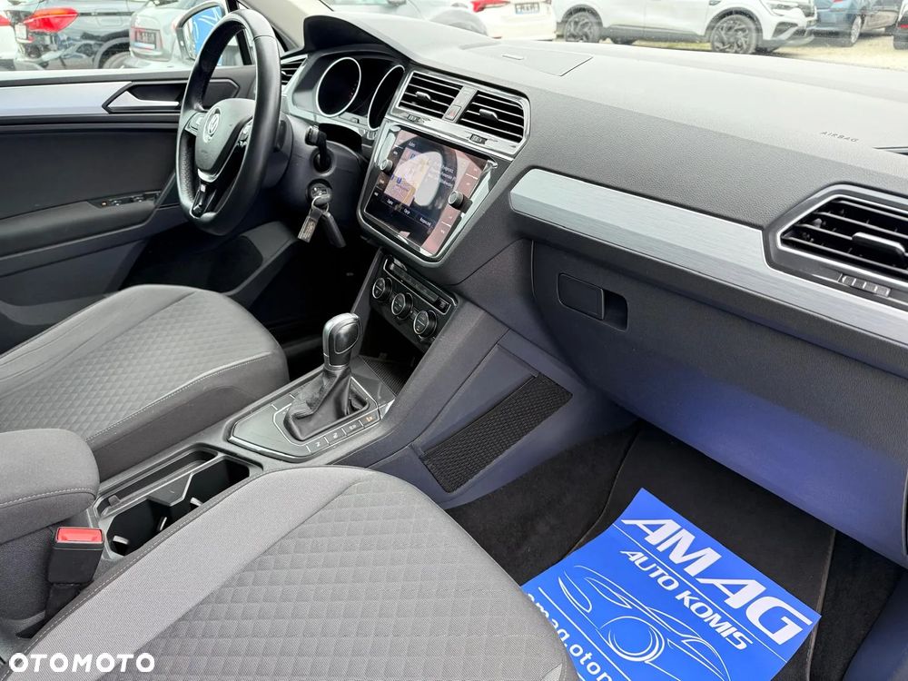 Volkswagen Tiguan 2.0 TDI SCR DSG R-Line - 17