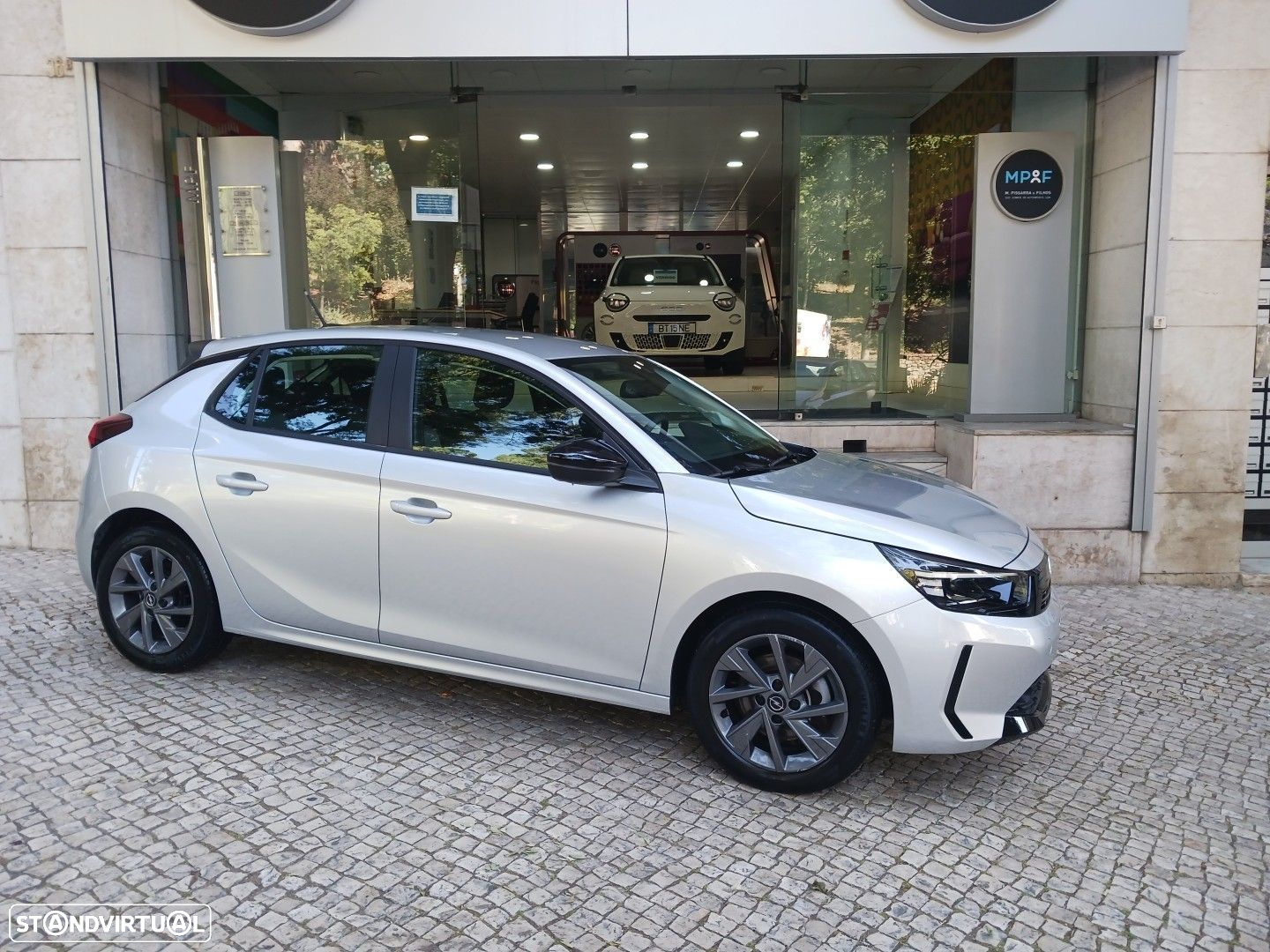 Opel Corsa 1.2 T Elegance - 2