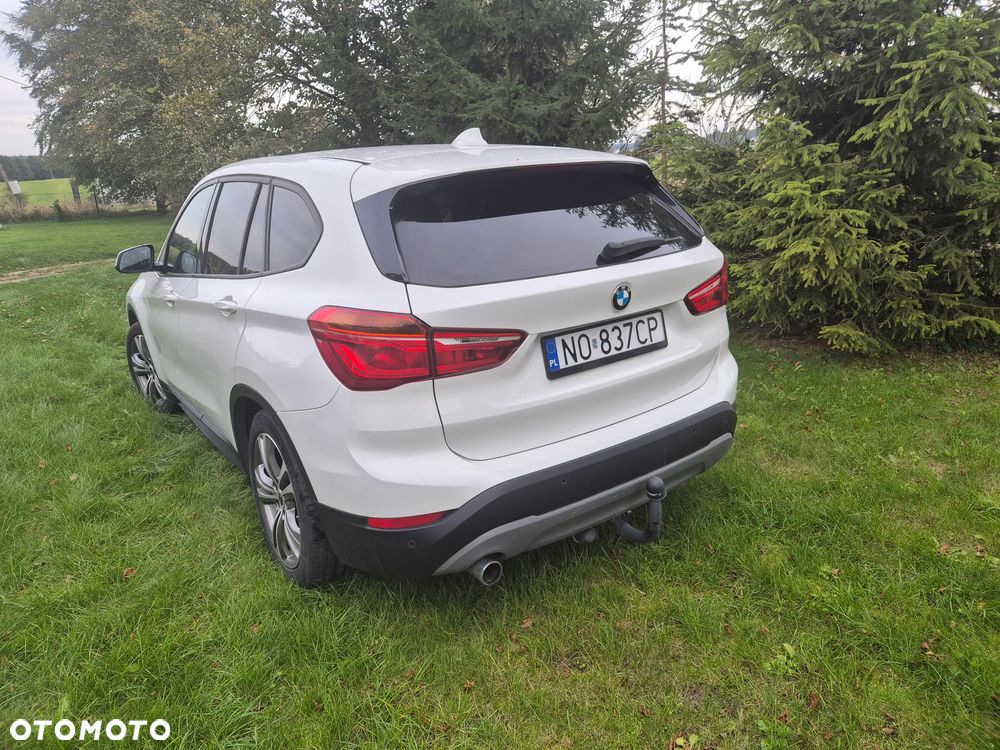 BMW X1 sDrive18d xLine - 4