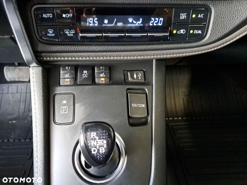Toyota Auris - 28