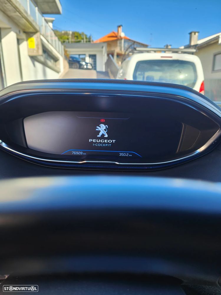 Peugeot 3008 1.5 BlueHDi GT Line EAT8 - 11