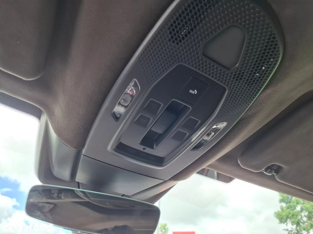 Porsche Panamera Turbo S E-Hybrid PHEV - 22