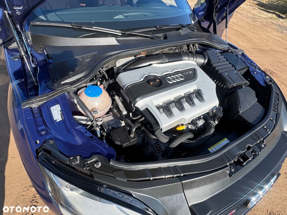 Audi TT S Coupé - 30