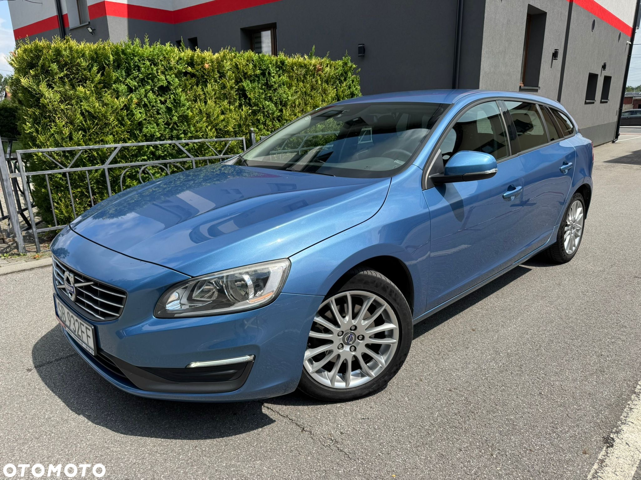 Volvo V60 D2 Momentum - 2