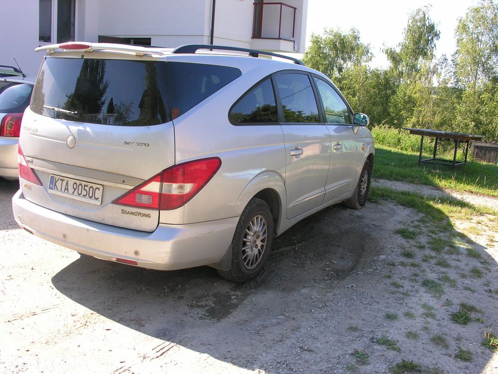 SsangYong/KGM Rodius 270 Xdi Elite - 4