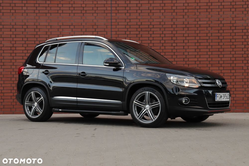Volkswagen Tiguan 2.0 TDI SCR BlueMotion Technology Lounge Sport & Style - 9