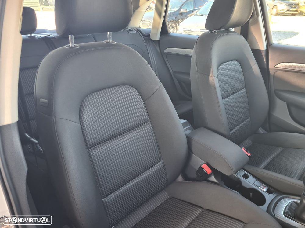 Audi Q3 2.0 TDI Design - 25