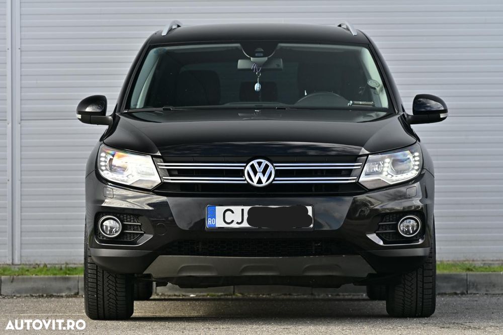 Volkswagen Tiguan 2.0 TDI DPF 4Motion BlueMotion Technology DSG Lounge Sport & Style - 6