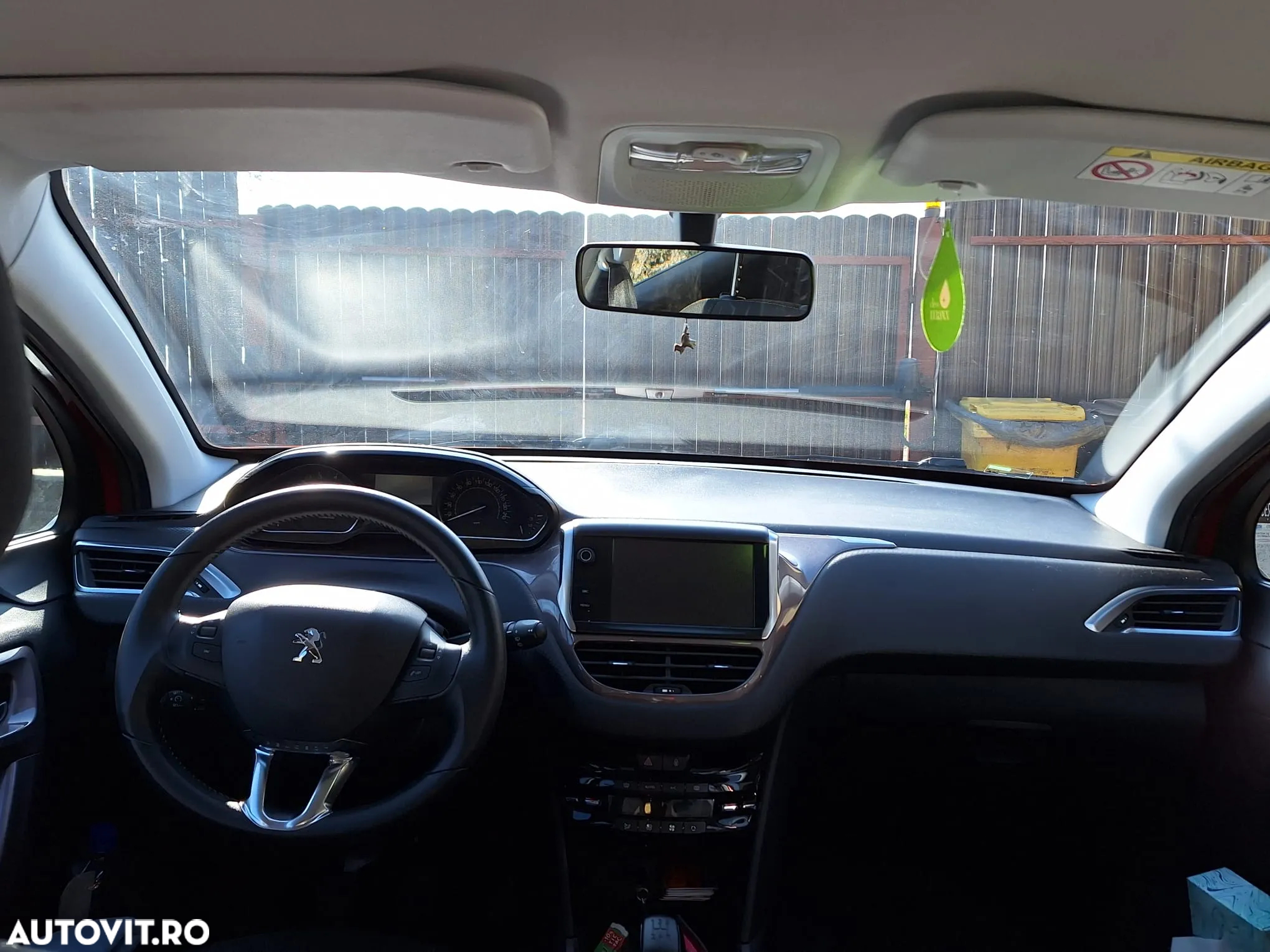 Peugeot 2008 1.2 L PureTech Active - 3