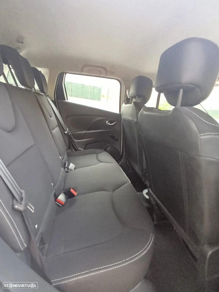 Renault Clio Sport Tourer 1.5 dCi Dynamique S - 24