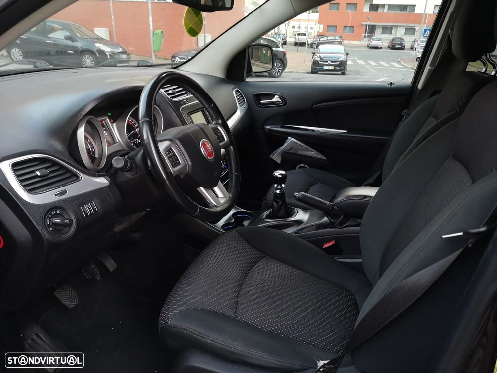 Fiat Freemont 2.0 M-Jet Urban - 9