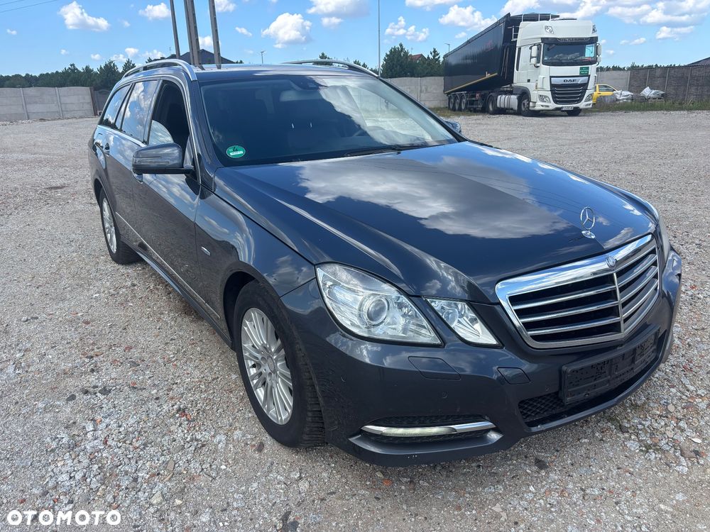 Mercedes-Benz Klasa E 250 CDI 4-Matic BlueEff Avantgarde - 2