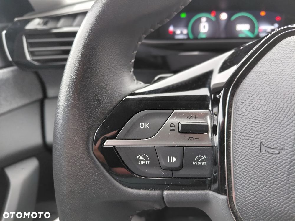 Peugeot 308 1.2 PureTech Allure Pack S&S EAT8 - 16