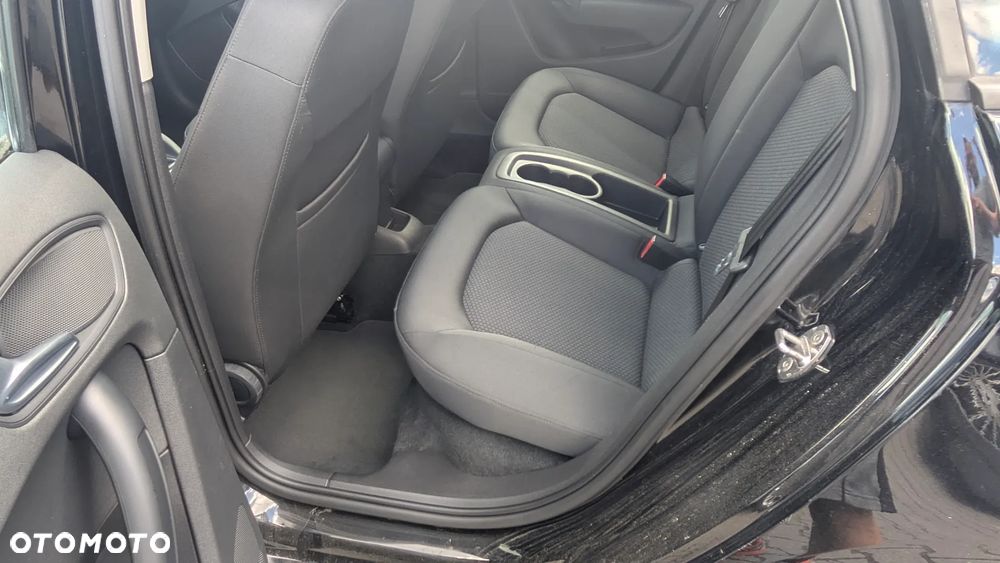 Audi A1 Sportback 1.2 TFSI S line edition m S line Sportpaket - 12