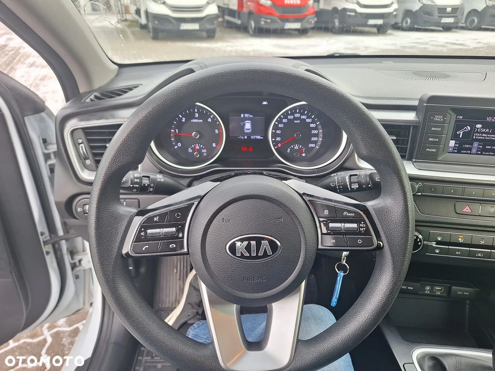 Kia Ceed 1.6 CRDi SCR S - 15