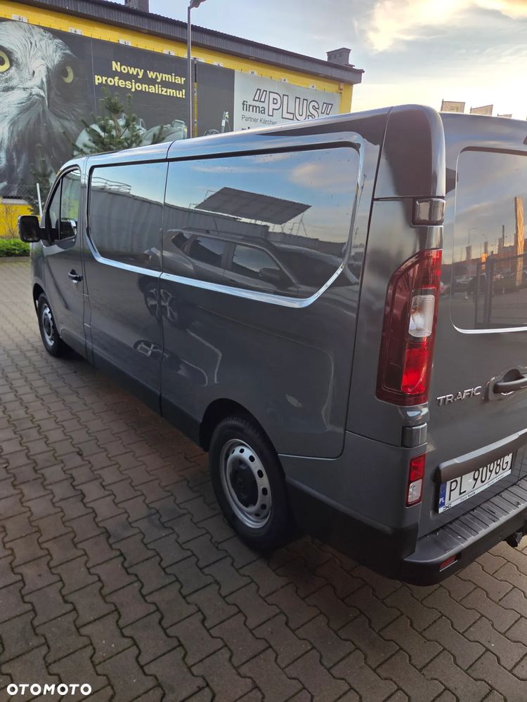 Renault Trafic - 23