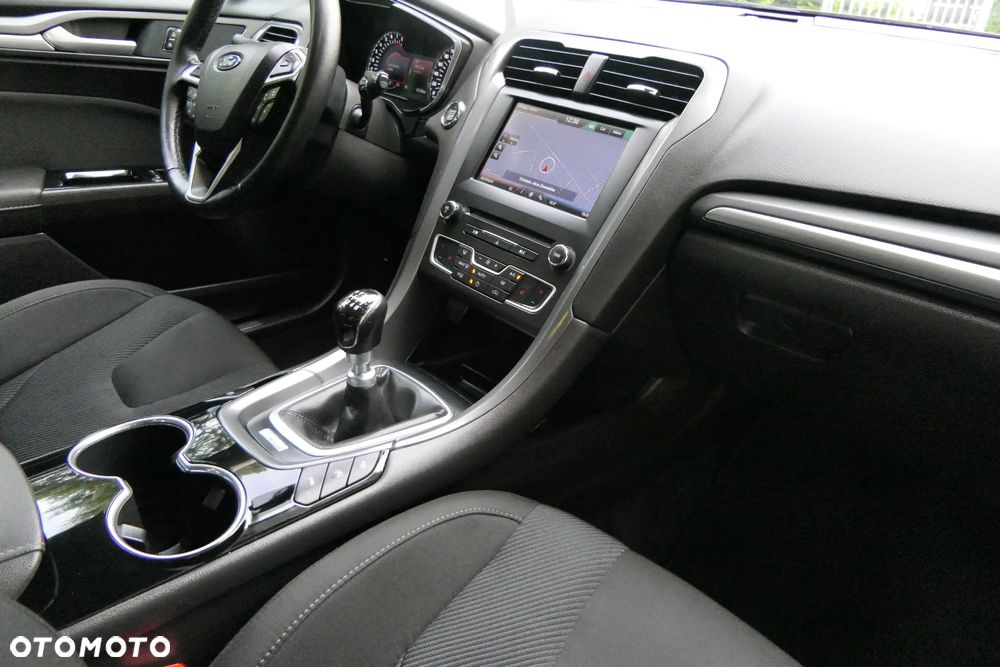 Ford Mondeo 1.5 EcoBoost Titanium - 21