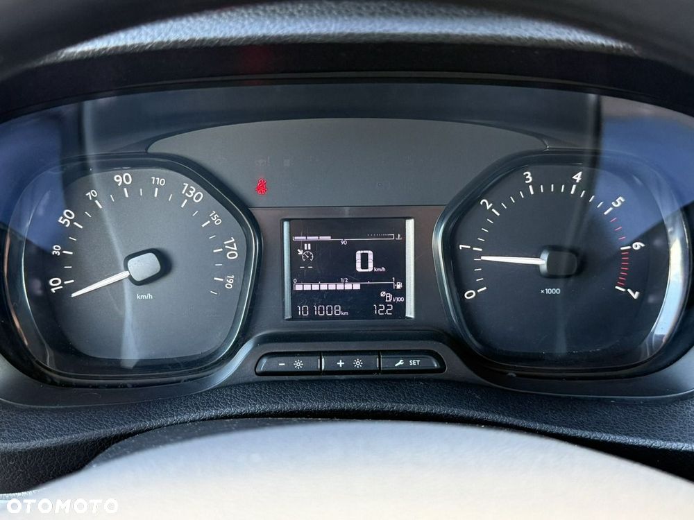 Toyota ProAce - 17