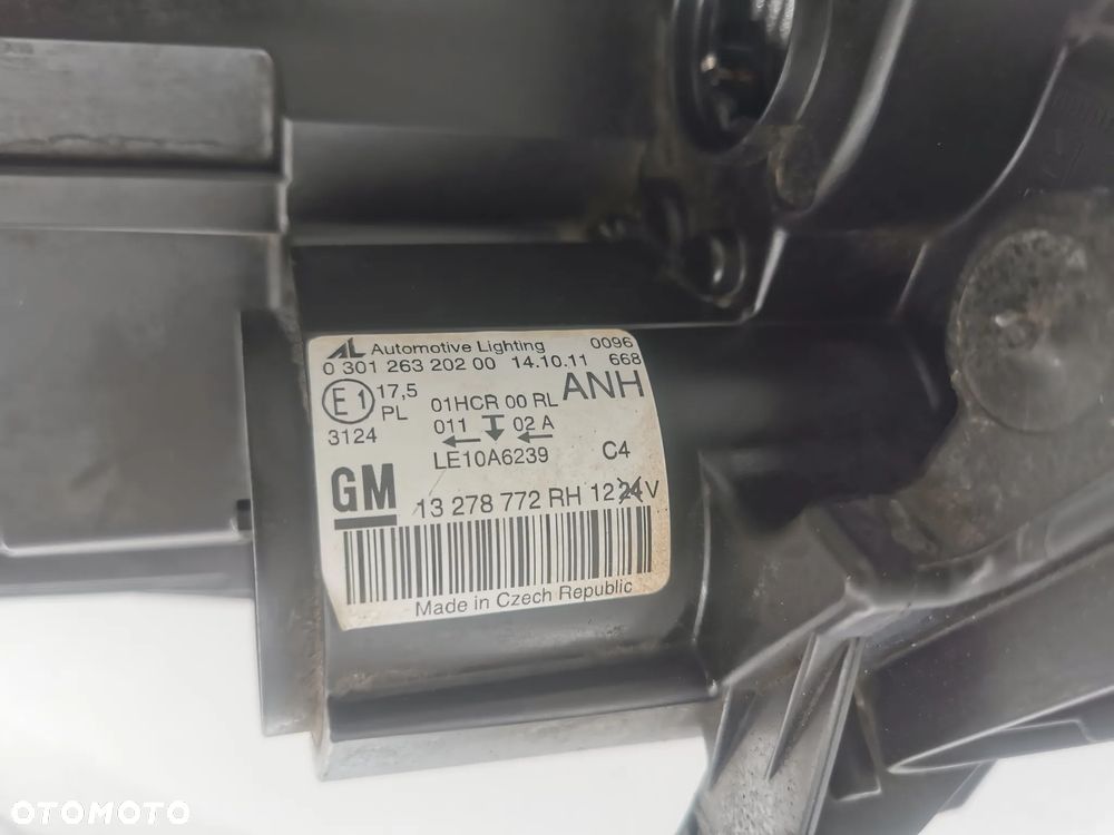 Lampa Opel Zafira C soczewka 13278772rh  030126320200 prawa przednia - 15