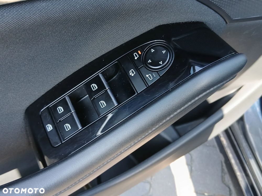 Mazda 3 - 16