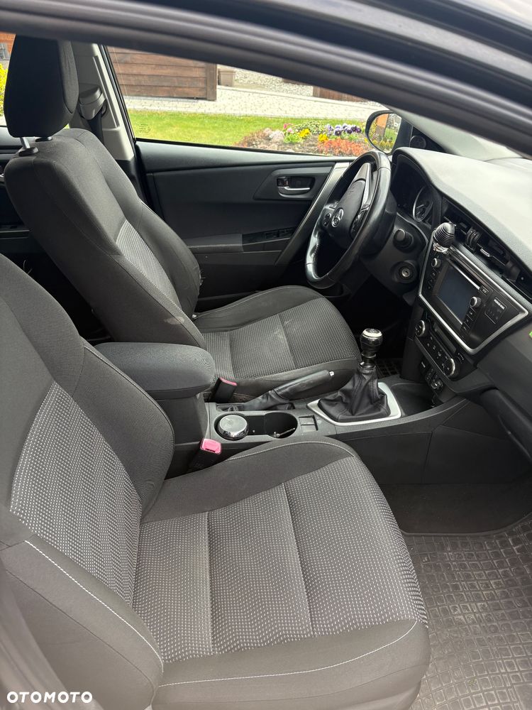 Toyota Auris 1.6 Active - 5
