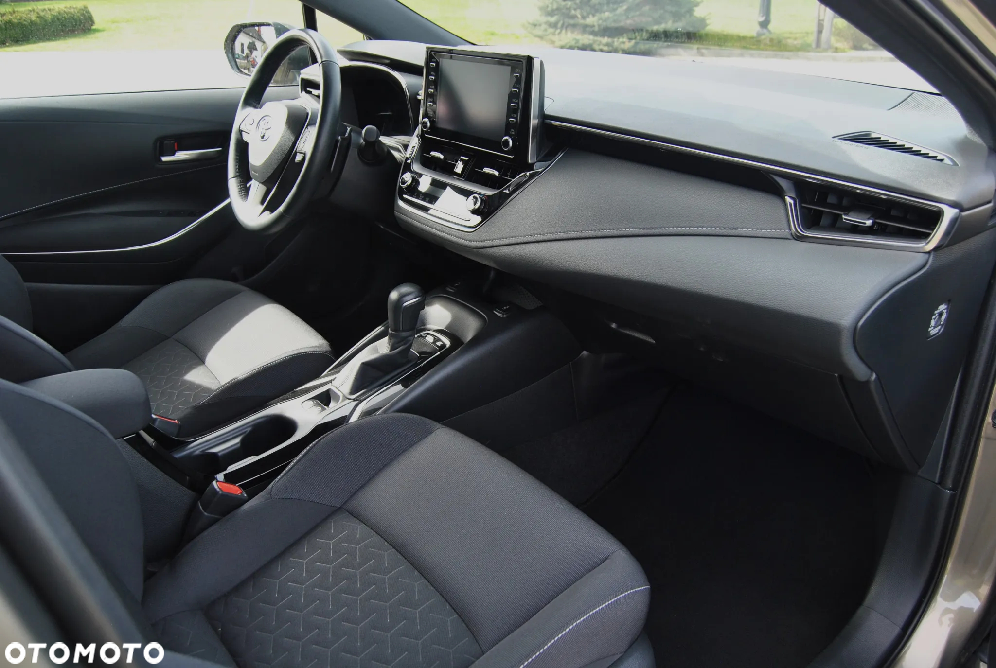 Toyota Corolla 2.0 Hybrid Touring Sports Business Edition - 7