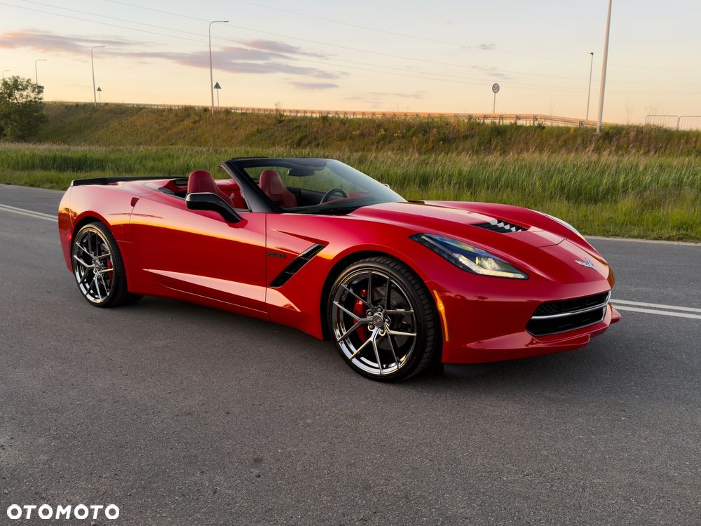 Chevrolet Corvette - 4