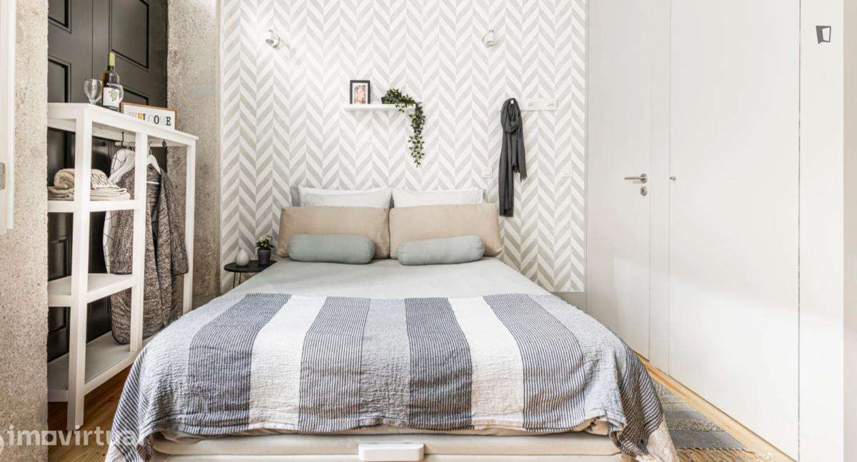 Apartamento com 1 quartos - localizado em Sé Porto - Grande imagem: 5/10
