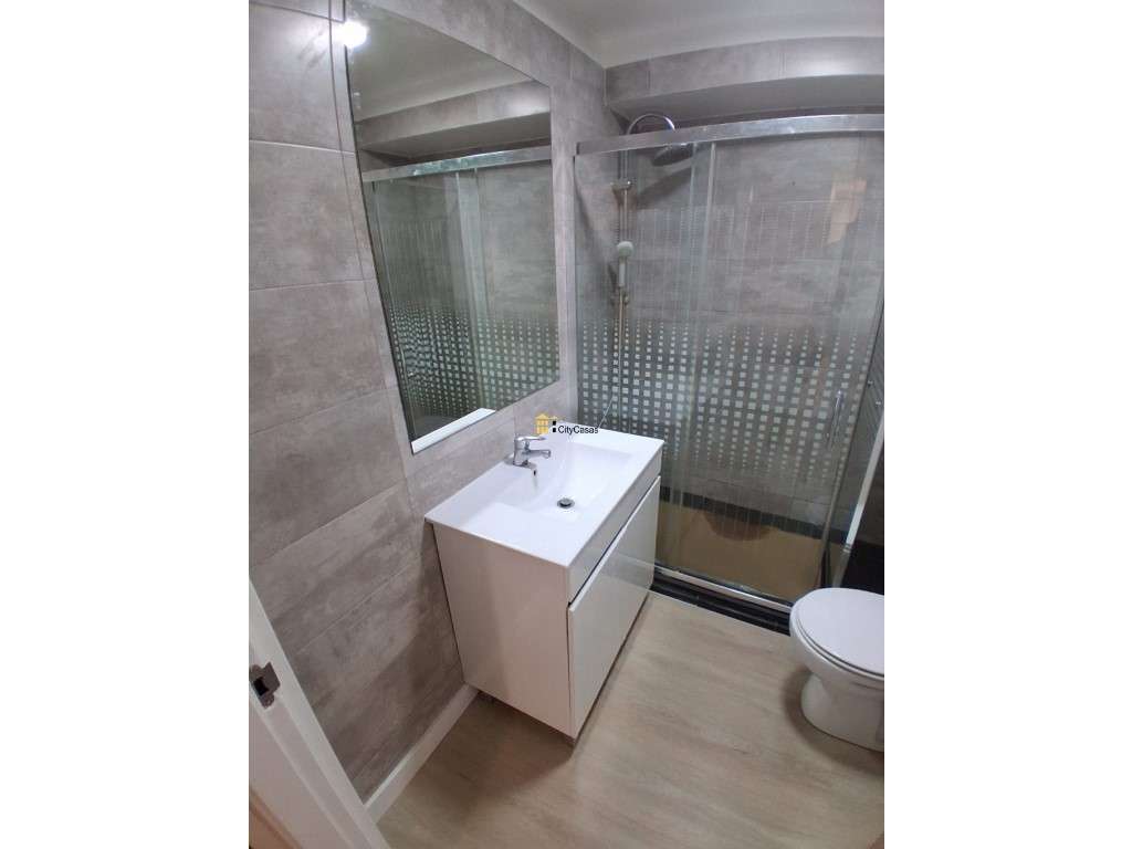 Apartamento T2 Renovado em Rio Tinto - Grande imagem: 5/10