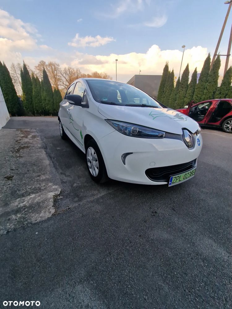 Renault Zoe - 25