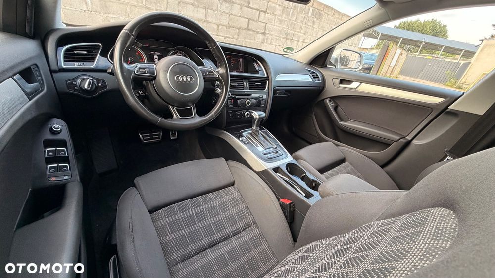 Audi A4 Avant 2.0 TDI S tronic quattro - 30