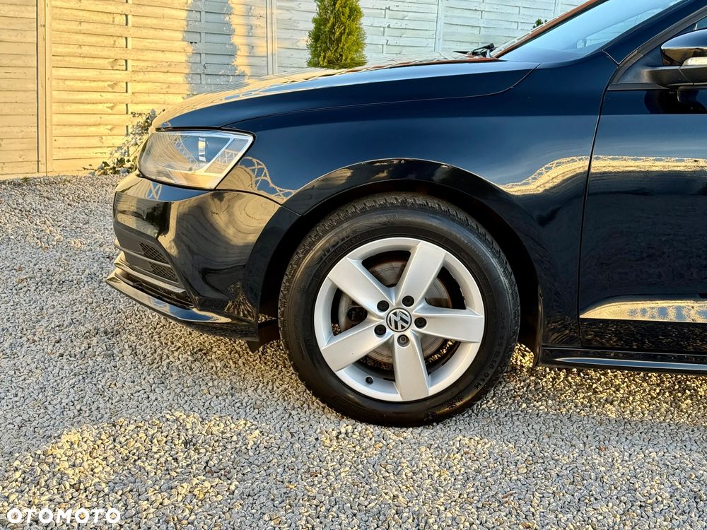 Volkswagen Jetta 2.0 TDI DPF BMT Comfortline - 17
