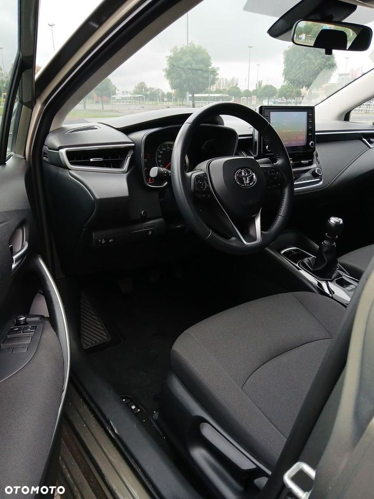 Toyota Corolla - 17