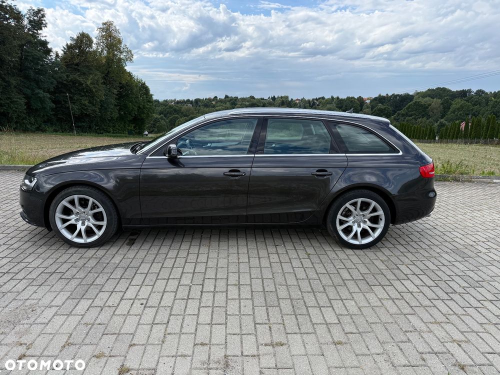 Audi A4 Avant 2.0 TDI e DPF Ambiente - 4