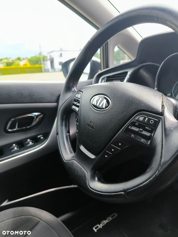 Kia Ceed 1.6 CRDi 128 Platinum Edition - 21