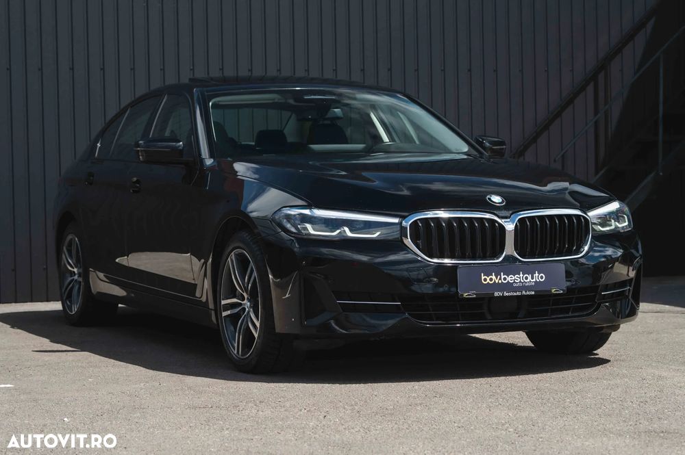 BMW Seria 5 530d xDrive Aut. - 34