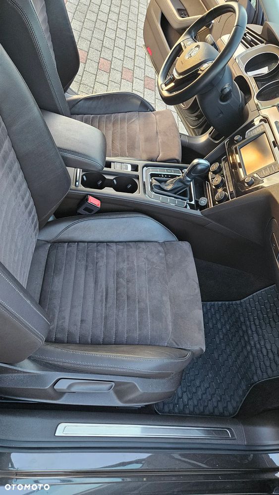 Volkswagen Passat 2.0 TDI BMT Highline DSG - 11